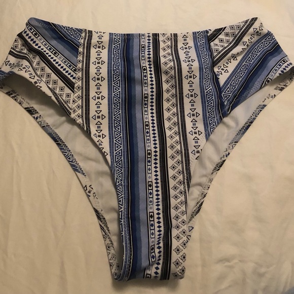 CUPSHE Blue swimsuit - Picture 2 of 7